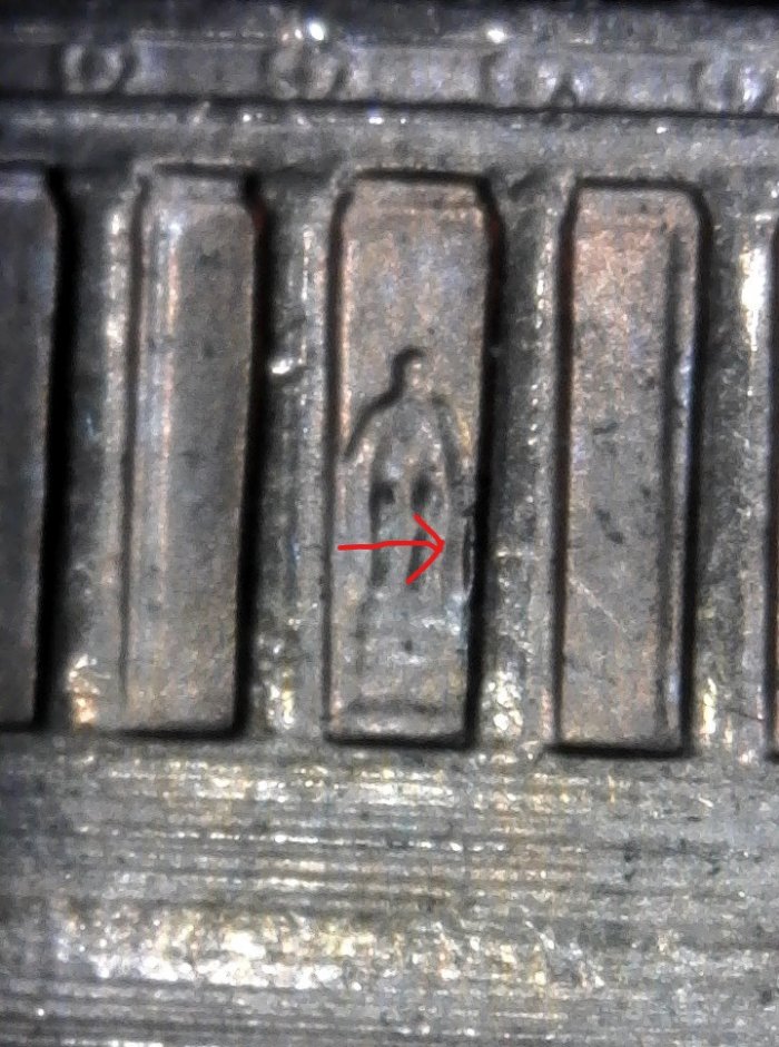2000-P-Lincoln-Memorial-Cent-With-Nice-Column-Bar-DDR-To-The-Right